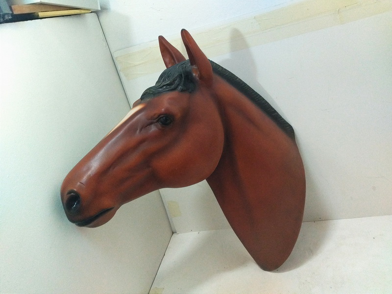 cabeza caballo resina pared 1u
